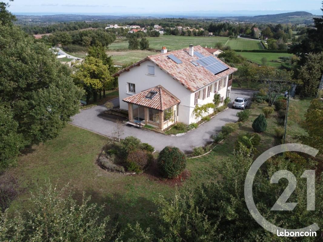 Maison 4 pièces 112 m² · à Saint-Romain-d'Ay · 112 m² · 239 000 €