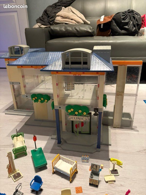 Playmobil 4404 Grand Hôpital (image 3)
