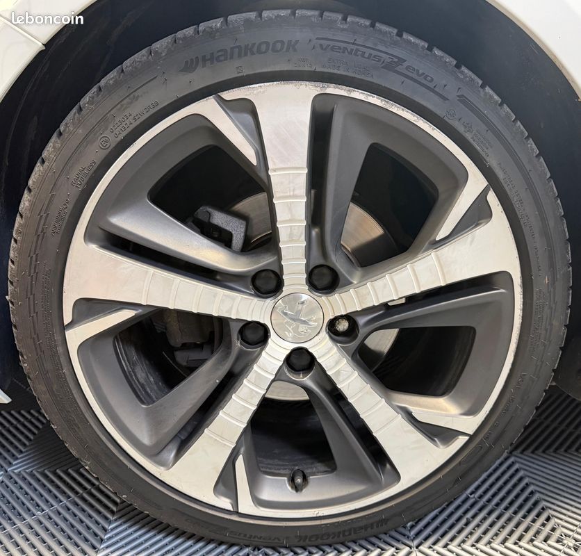PEUGEOT 308 GENERATION-II 1.6 E-HDI GT LINe 116 (image 26)