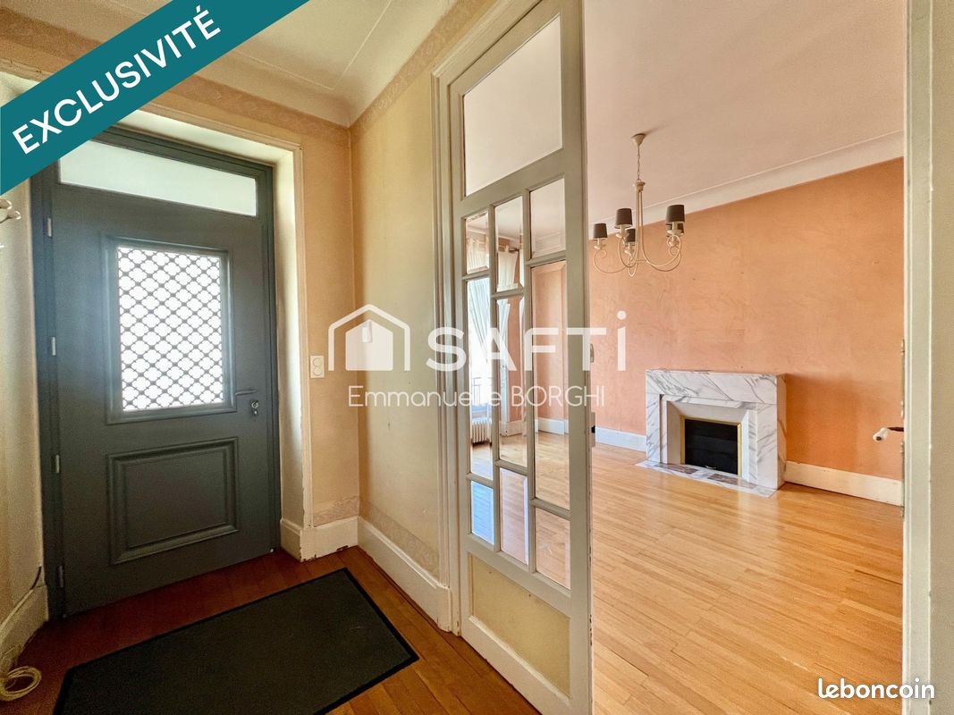 Maison 9 pièces 208 m² · à Saint-Sébastien-sur-Loire · 208 m² · 439 900 €