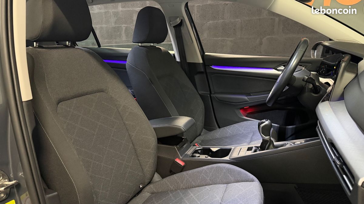 VOLKSWAGEN GOLF SW 1.0 TSI 110ch LIFE PLUS - CARPLAY - ENTRETIEN CONSTRUCTEUR A JOUR (image 30)
