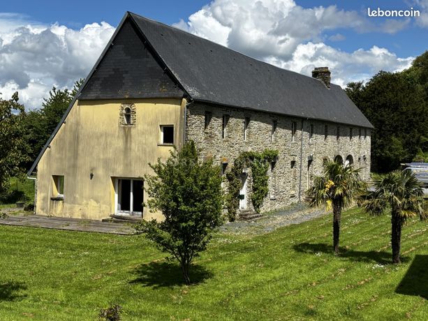 Maison 10 pièces 460 m²