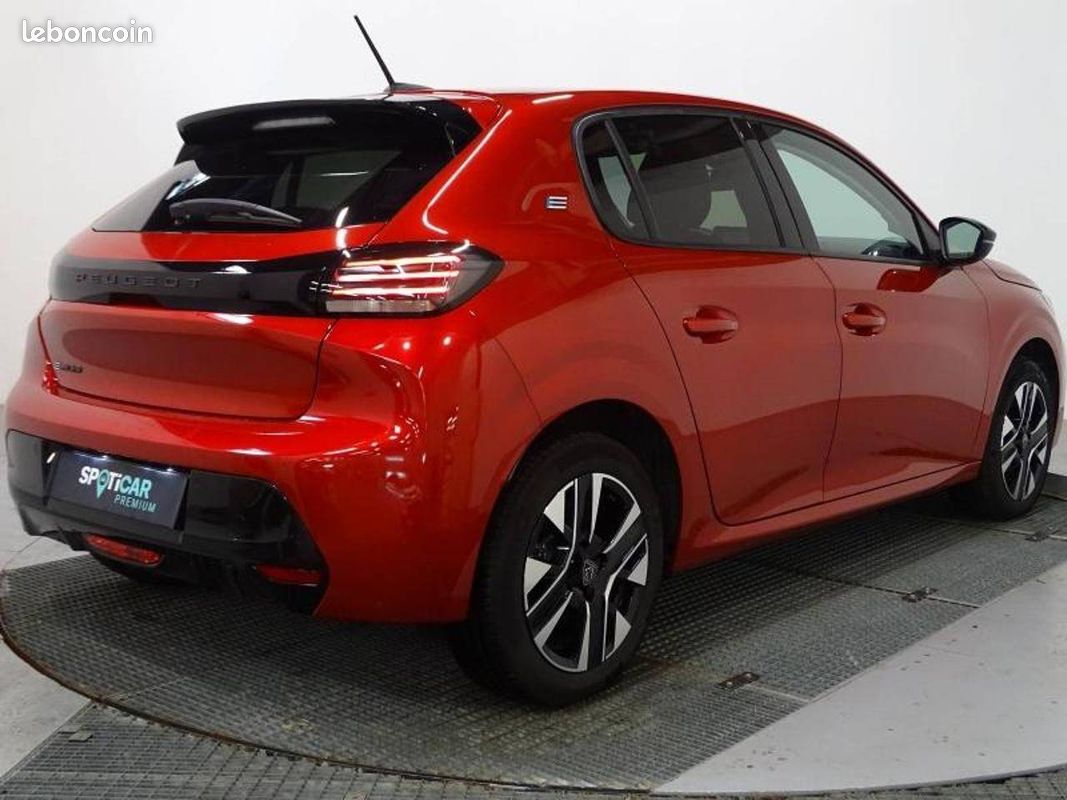 PEUGEOT 208 Electrique 50 kWh 136ch E-Style (image 5)