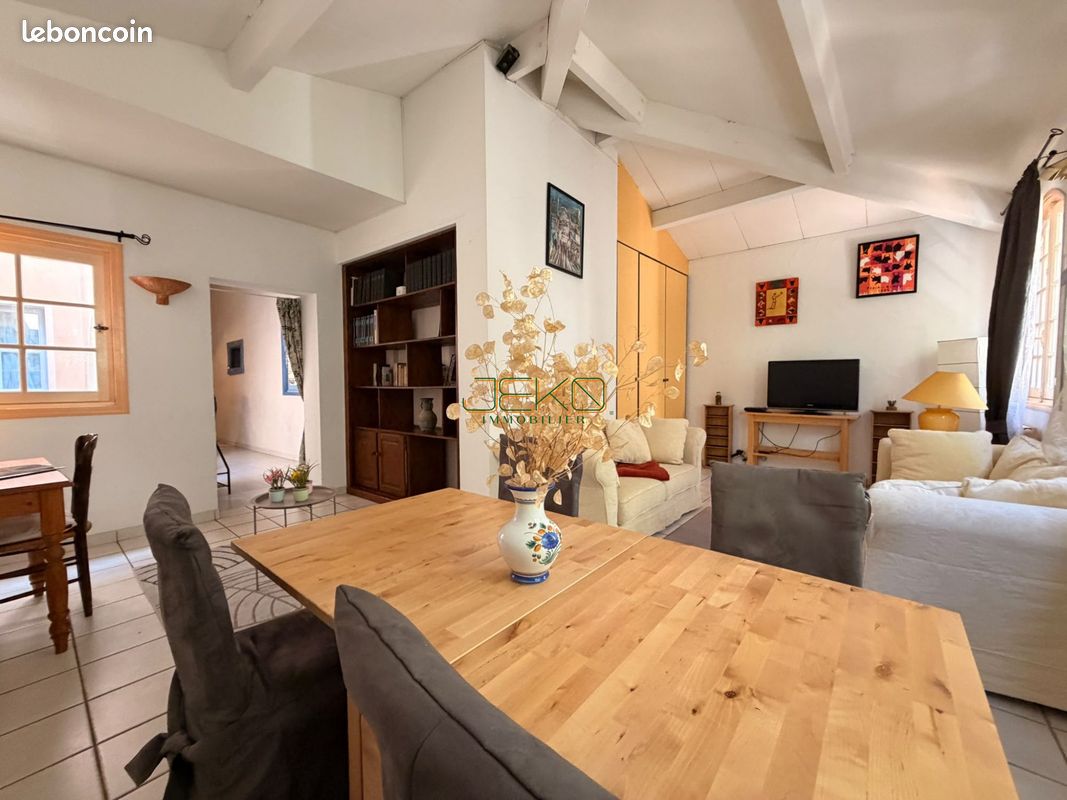 Appartement 4 pièces 90 m² · à Nîmes · 90 m² · 259 000 €