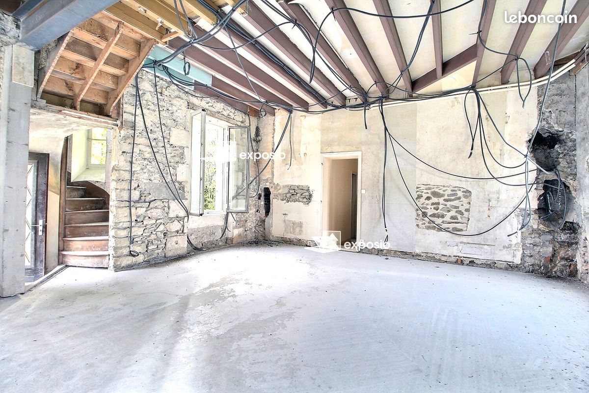 Maison 5 pièces 155 m² - Coulonges-sur-l'Autize 79160 (image principale 8)