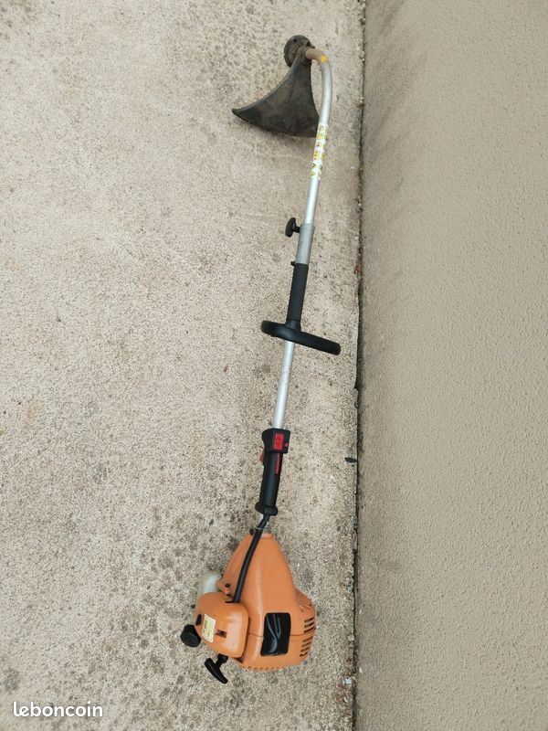 Debroussailleuse rotofil coupe bordure thermique (image 1)