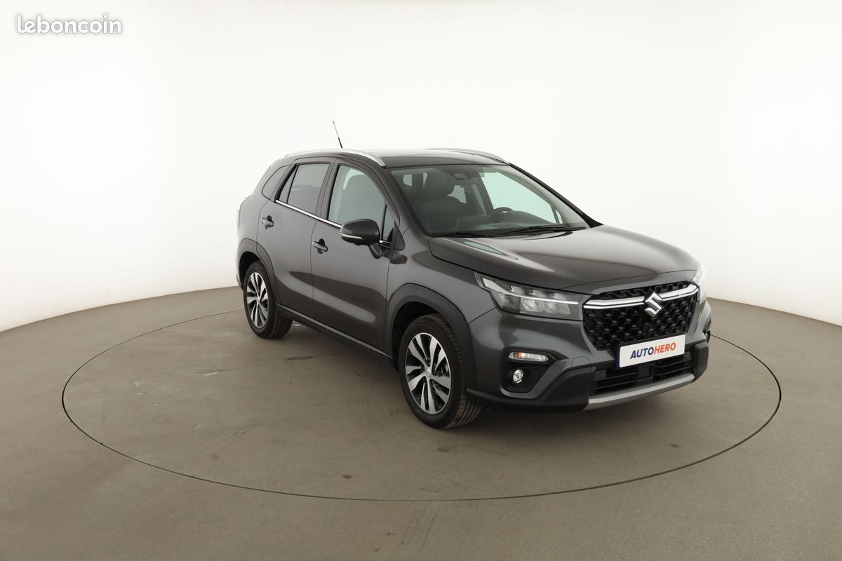 Suzuki S-Cross 1.5 DualJet Hybrid Style AllGrip Auto 116 ch (image 4)