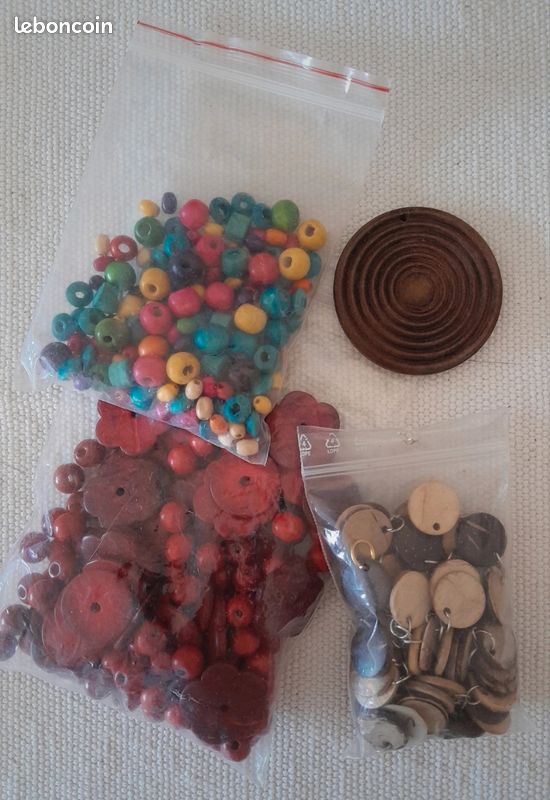 Perles et autre (image 1)