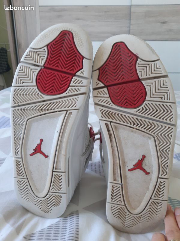 Jordan 4 métallique red (image 5)