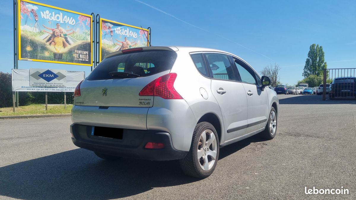 Peugeot 3008 1.6 hdii 115cv entretien à jour (image 2)