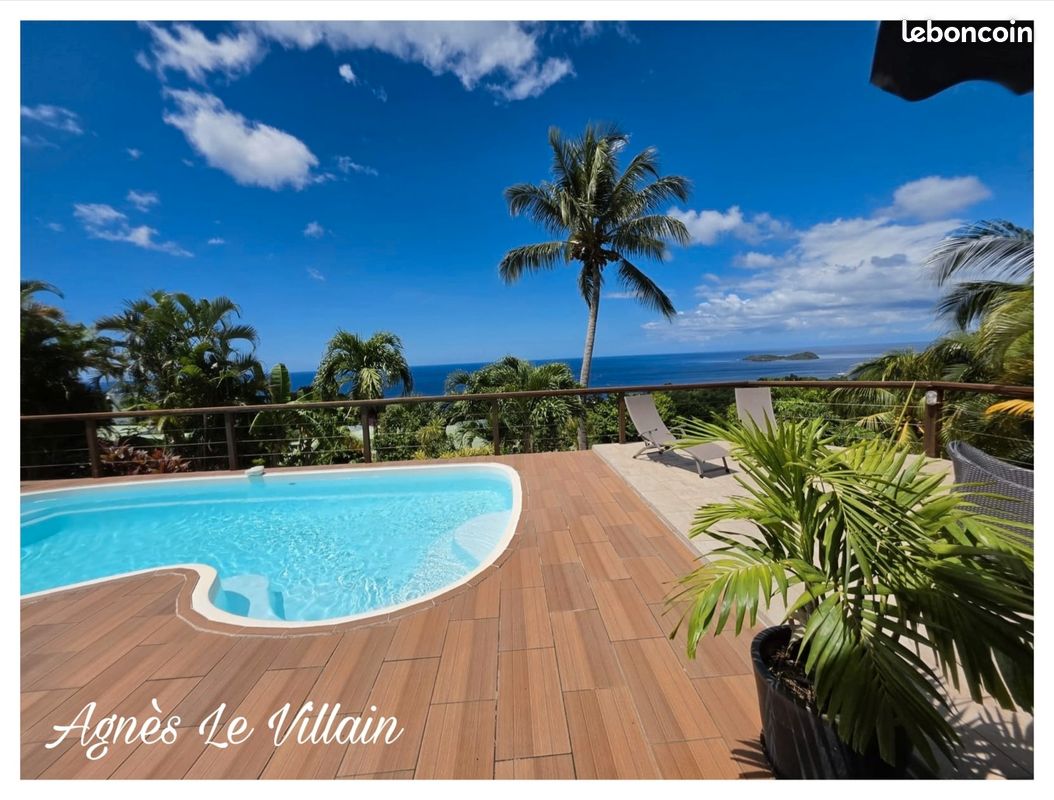 Maison 7 pièces 228 m² · à Bouillante · 228 m² · 720 000 €