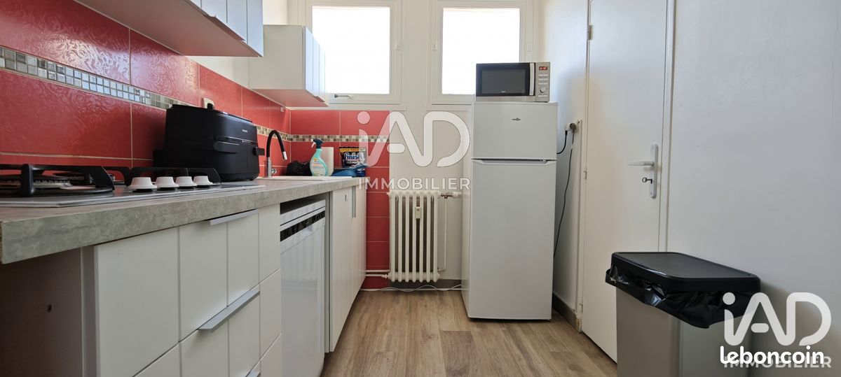 Appartement 3 pièces 60 m² · à Fontenay-le-Comte · 60 m² · 650 €/mois