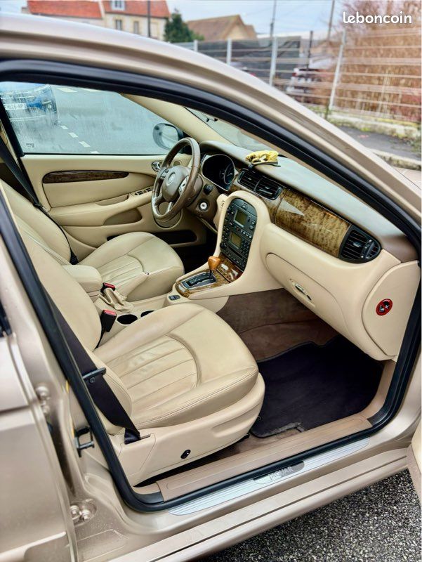 Jaguar X-Type 2.0 V6 156 CV Executive Business Boite Automatique 83970 KM GARANTIE (image 5)