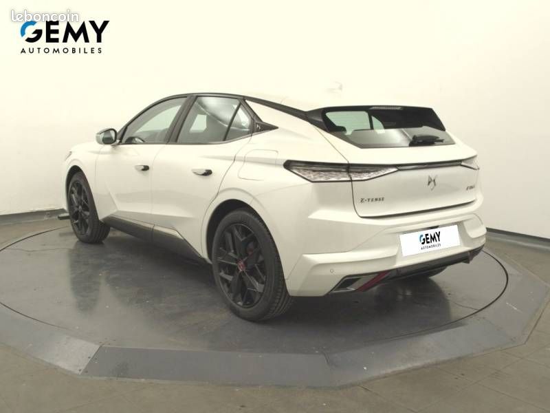 DS 4 Hybride E-Tense 225 EAT8 Performance Line (image 7)
