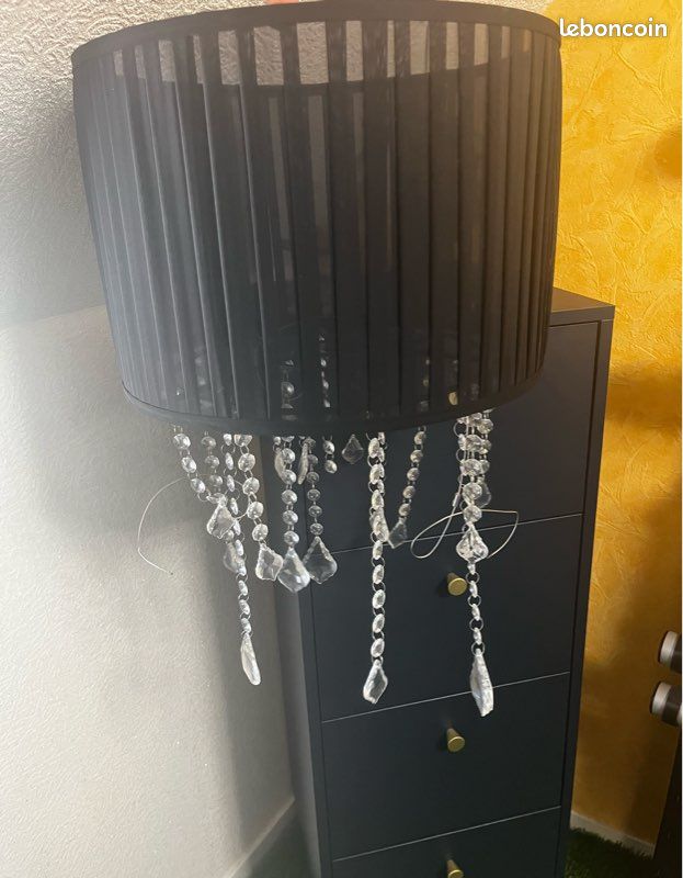Lustre abat-jour noir avec pampilles (image 2)