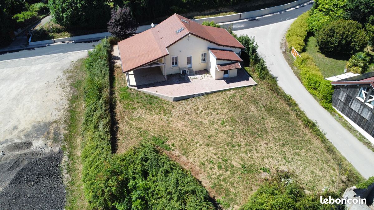 Maison 4 pièces 91 m² · à Louhans · 91 m² · 160 000 €