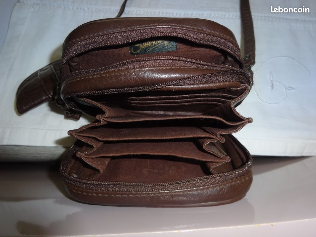 Pochette bandoulière (image 2)