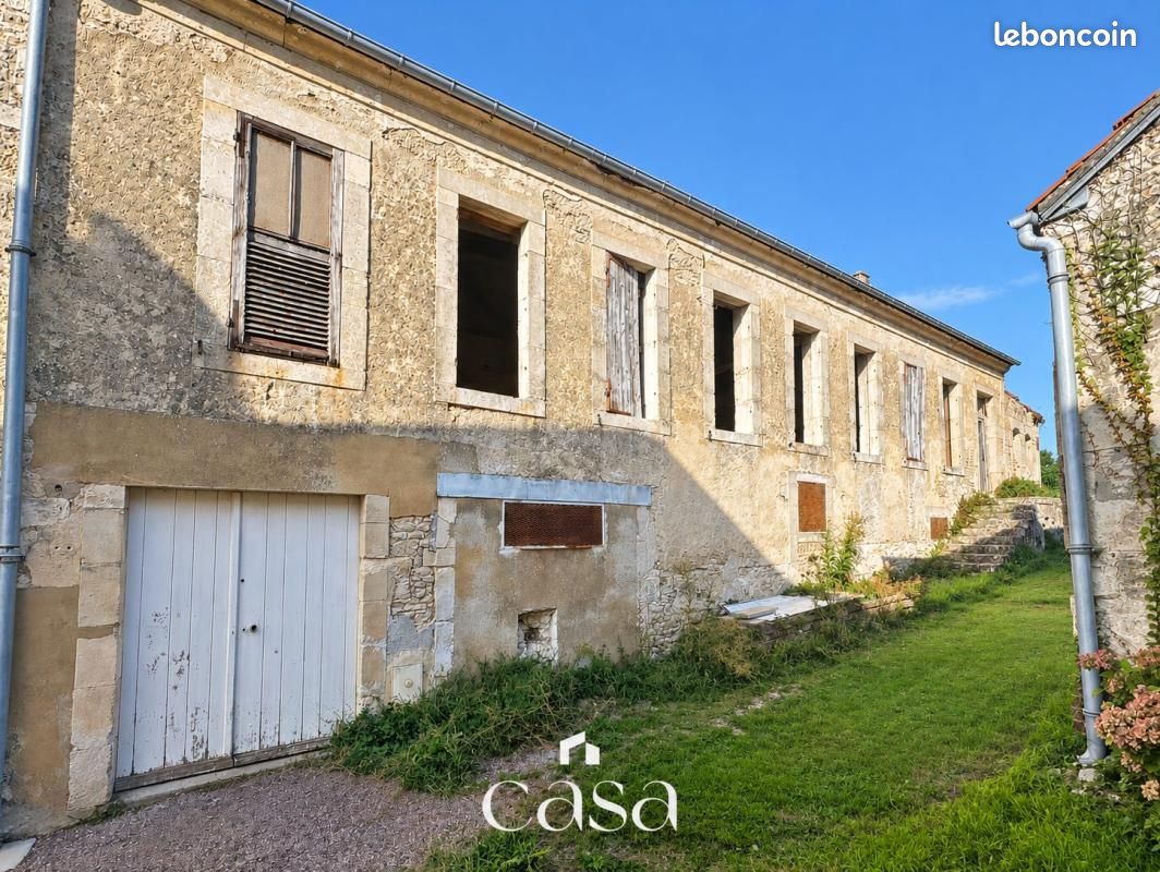 Maison 2 pièces 135 m² · à Falaise · 135 m² · 99 000 €