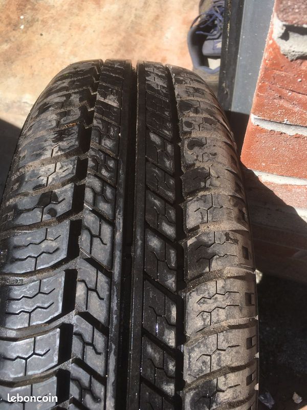 Pneu Michelin 185 70 R14 88T roue compète secours (image 3)