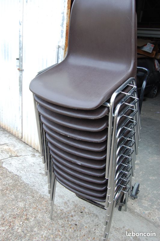 Chaise coque plastique empilable et accrochable, Qté 42+17 (image 8)