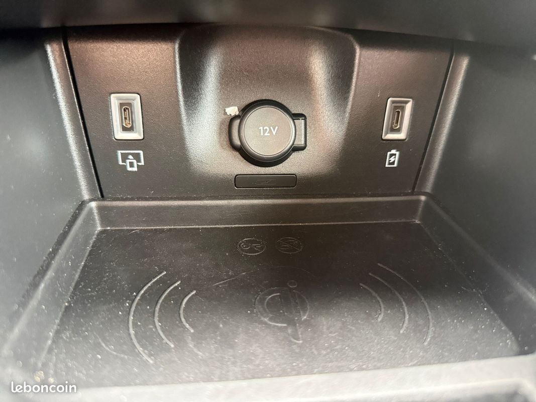 DS DS 7 BlueHDi 130 EAT8 Performance Line + Toit Ouvrant Camera Carplay Garantie 12 Mois (image 18)