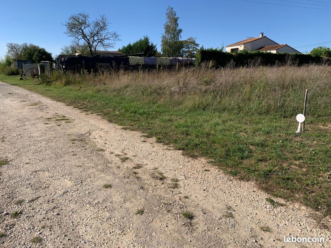 Terrain 520 m² · à Nieul-lès-Saintes · 520 m² · 38 800 €