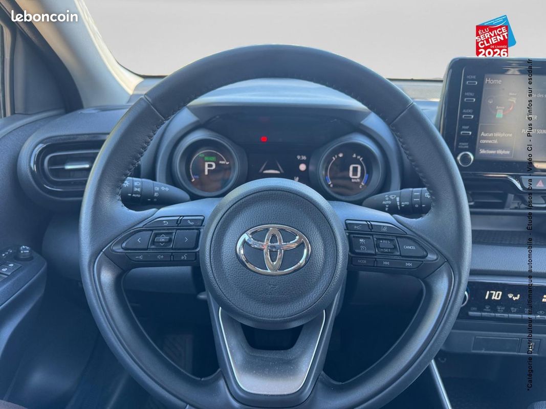 Toyota Yaris 116h Design 5p MY22 (image 12)
