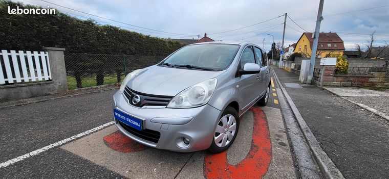 Nissan Note 2011