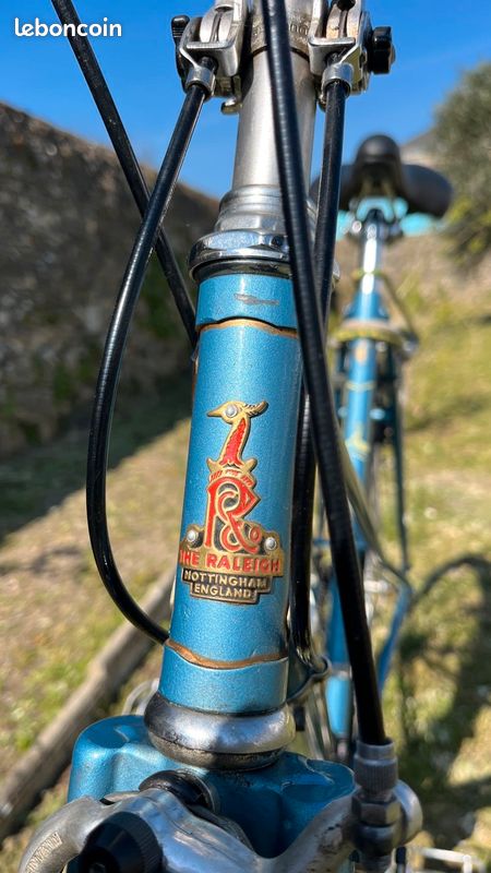 Vélo vintage raleigh excellent état sur Gens de Confiance