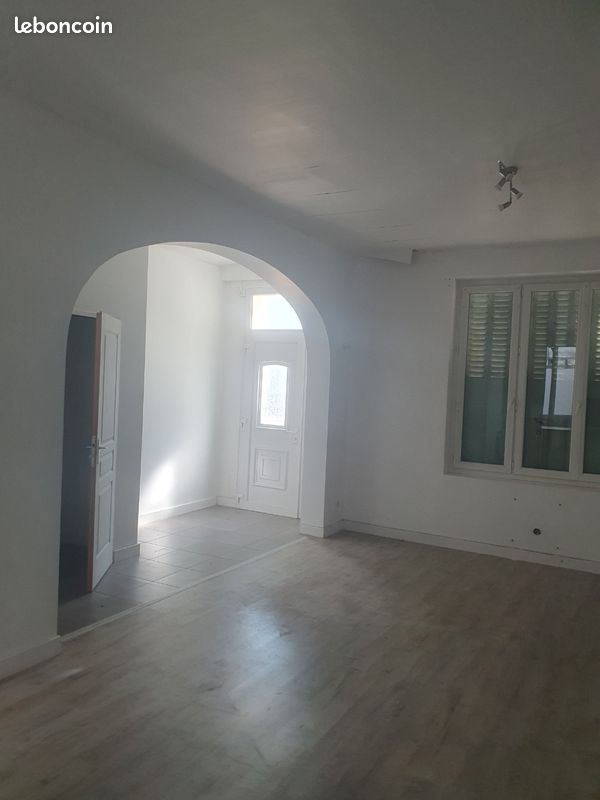 Maison 3 pièces 110 m² · à Lamotte-Beuvron · 110 m² · 700 €