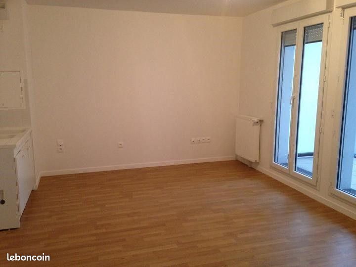 Appartement 2 pièces 40 m² · à Romainville · 40 m² · 900 €/mois