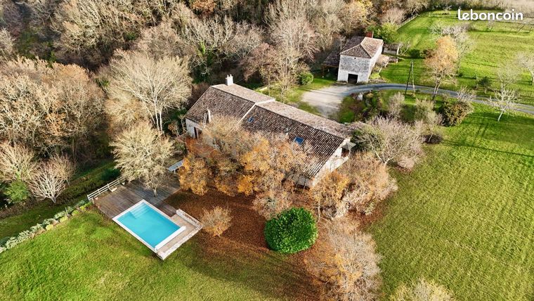 Propriété 7 pièces 187 m²