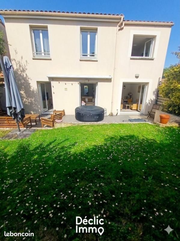 Maison 7 pièces 130 m² · à La Roche-sur-Yon · 130 m² · 334 999 €