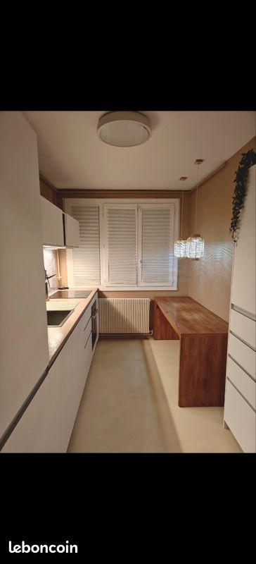 Appartement 3 pièces 75 m² · à Feyzin · 75 m² · 900 €