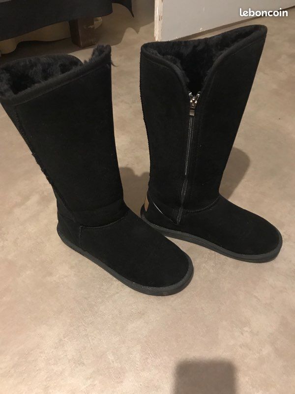 Bottes fourrées pour femme (image 1)