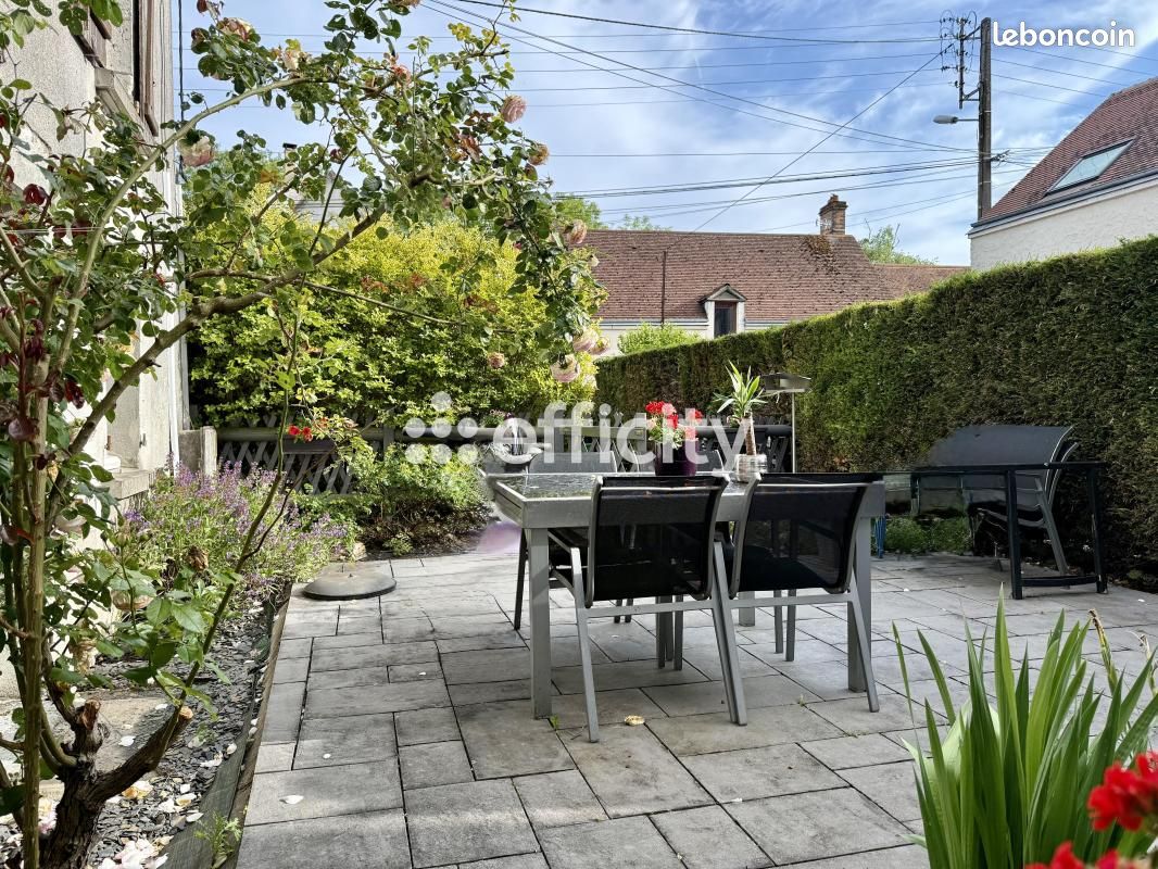 Maison 5 pièces 102 m² · à La Chapelle-Saint-Mesmin · 102 m² · 204 000 €