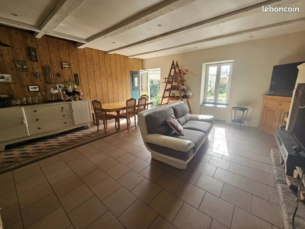 Maison 3 pièces 155 m²