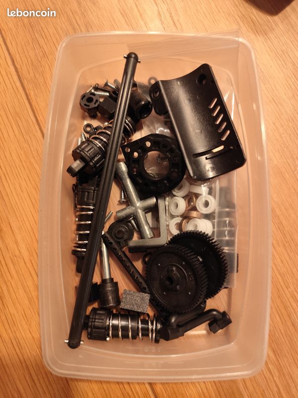 Tamiya TT-01 chassis type E Mercedes CLK-GTR (image 3)