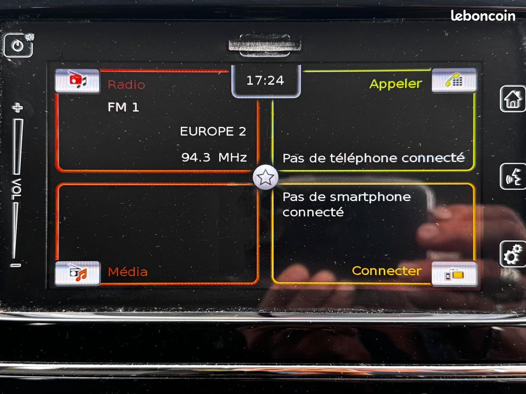 SUZUKI VITARA II PRIVILEGE 1.0 i BOOSTER JET 12V 111cv 5 PORTES (image 10)