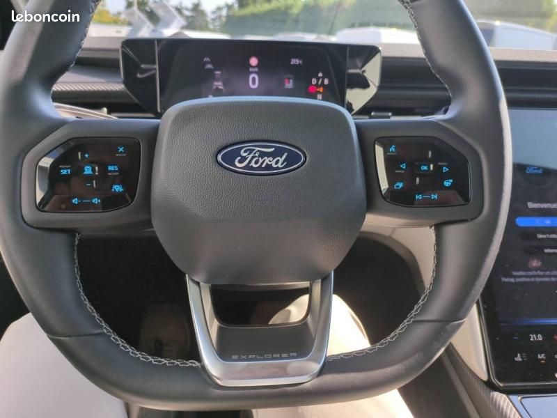 Ford Explorer 286ch Extended Range 77kWh Pack Premium RWD (image 24)