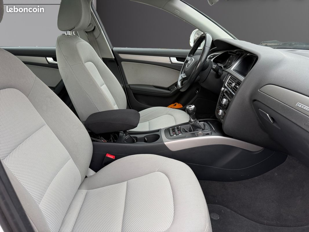 AUDI A4 (2) 2.0 TDI 177 BUSINESS LINE QUATTRO 177Ch Garantie 12 mois (image 10)