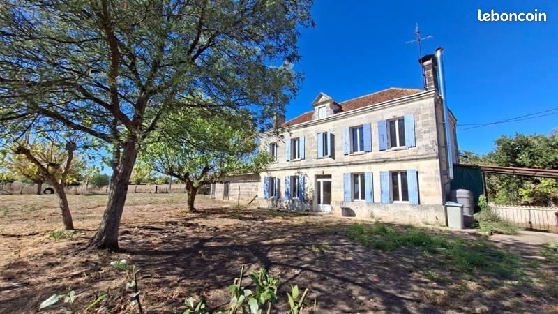 Maison 3 pièces 119 m² · à Saint-Antoine-sur-l'Isle · 119 m² · 114 000 €