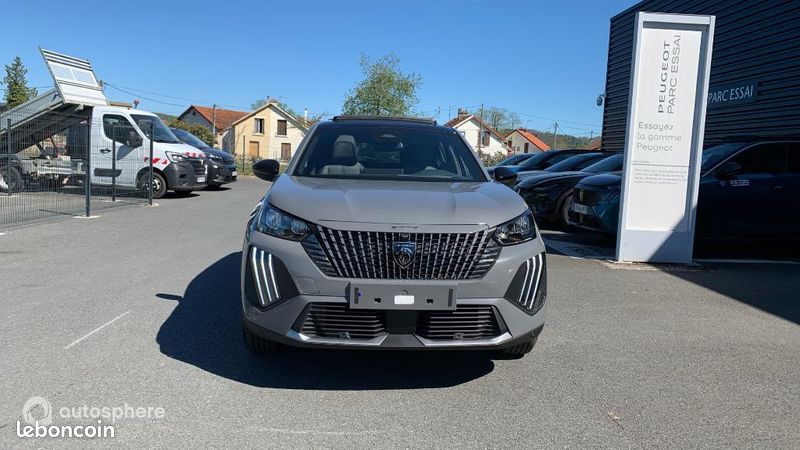 Peugeot 2008 e-2008 156ch Allure (image 2)