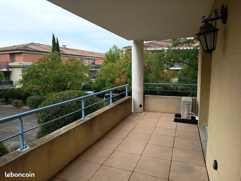 Appartement 2 pièces 50 m² · à Aix-en-Provence · 50 m² · 980 €/mois