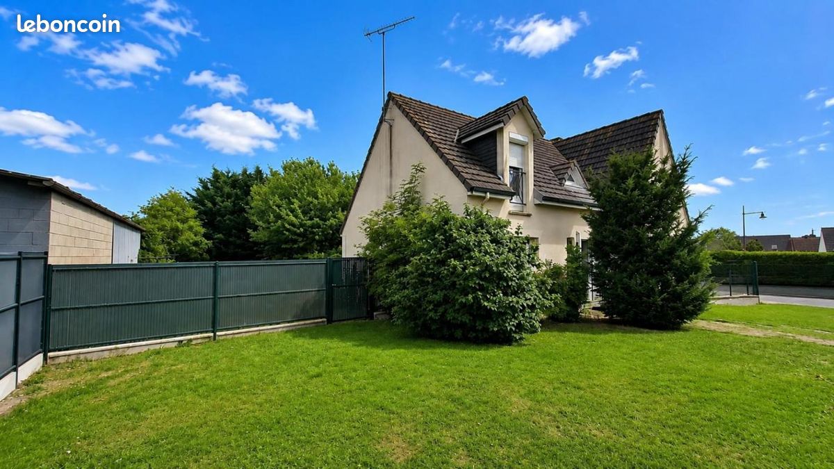 Maison 4 pièces 107 m² · à Poulainville · 107 m² · 1 150 €/mois