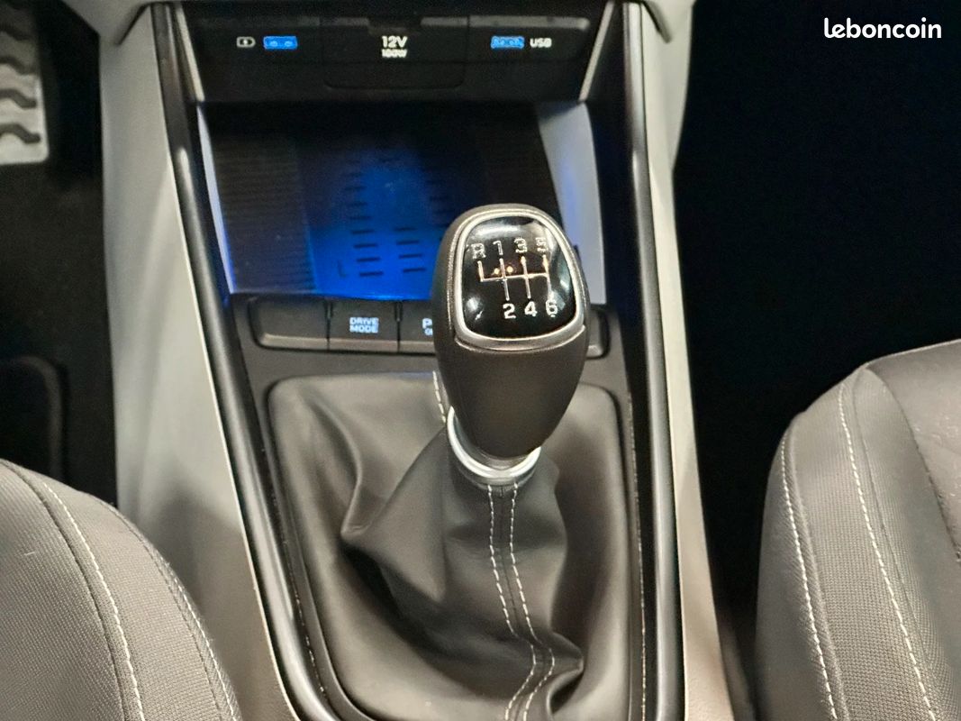 HYUNDAI BAYON 1.0 T-GDi 100 Hybrid 48V Creative (image 12)