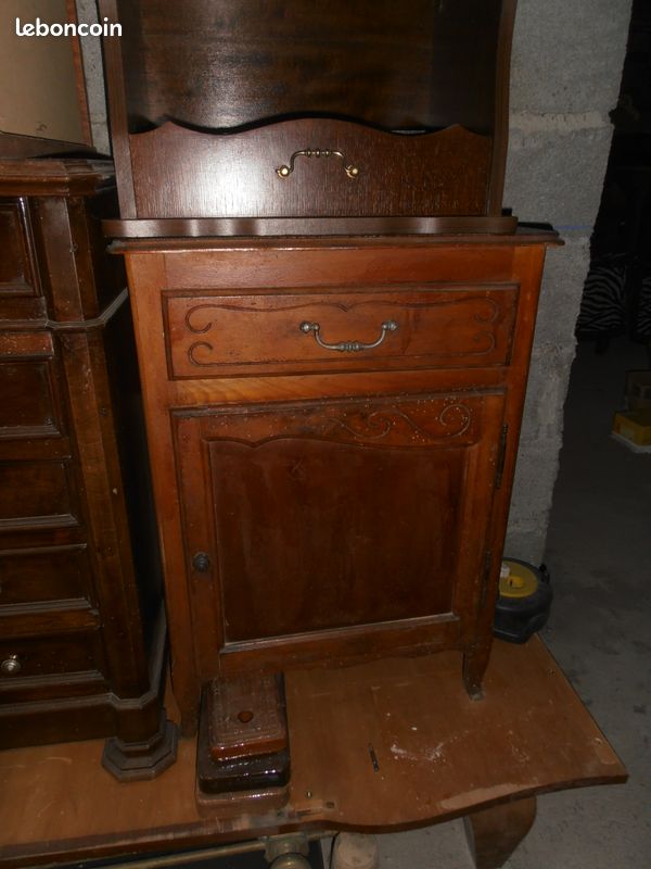 Table de chevet (image 1)