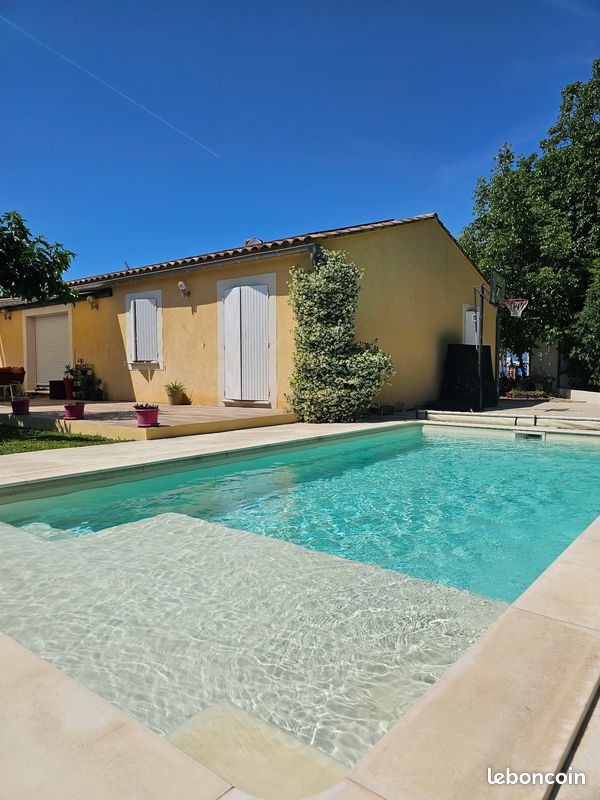 Maison 4 pièces 100 m² · à Sénas · 100 m² · 445 000 €