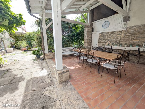 Propriété 16 pièces 307 m²