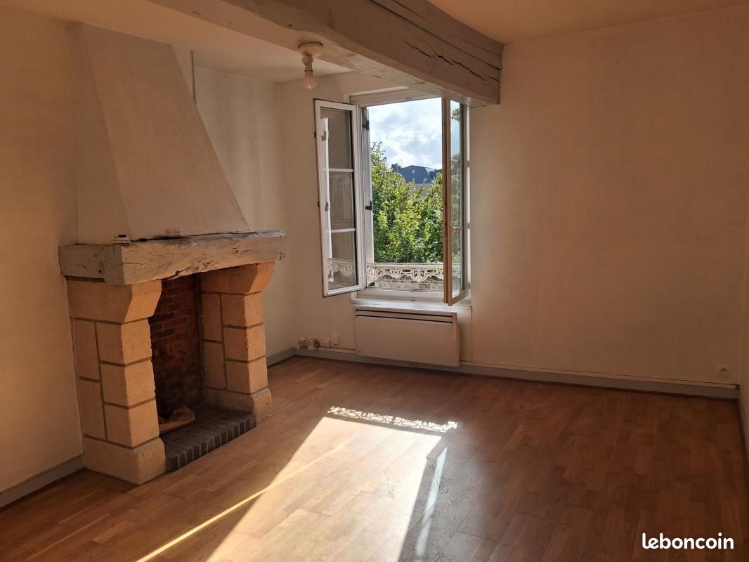 Appartement 2 pièces 50 m² · à Pont-l'Évêque · 50 m² · 650 €/mois